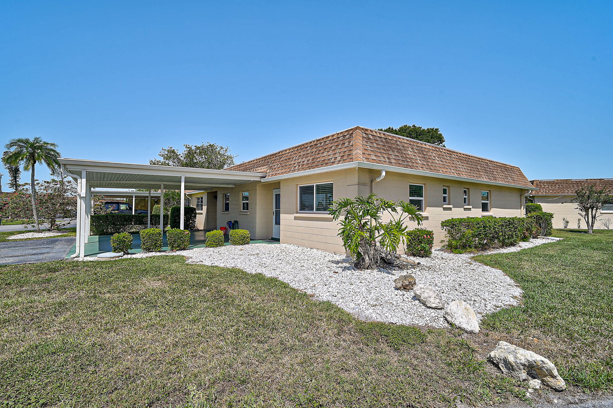 602 Park Cir-4