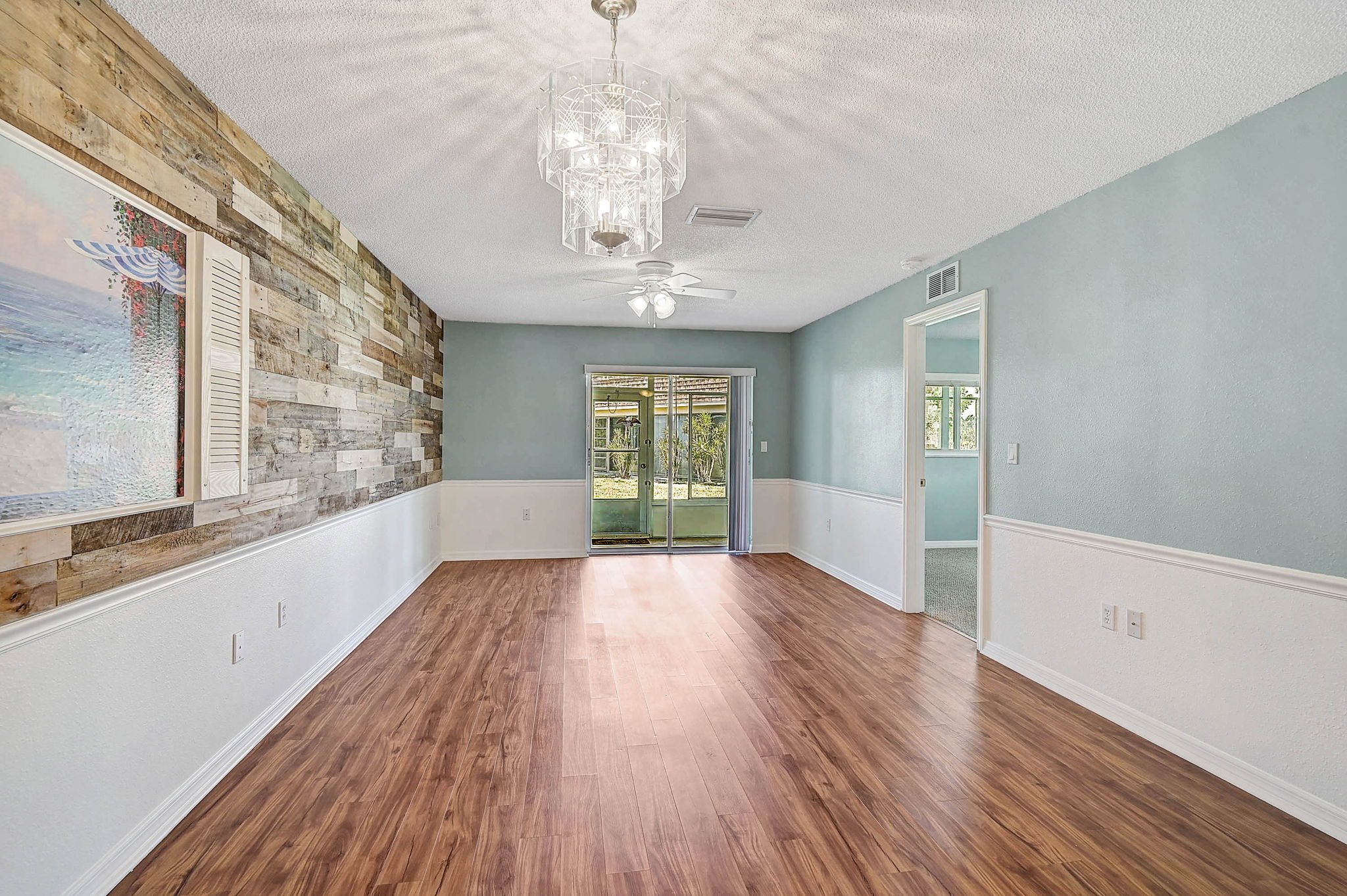 602 Park Cir-10