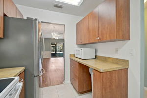 602 Park Cir-9