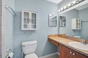 602 Park Cir-24