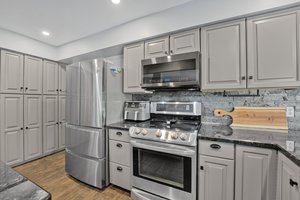  Photo 23
