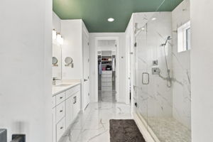 Interiors (9)