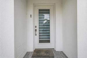 Interiors (46)