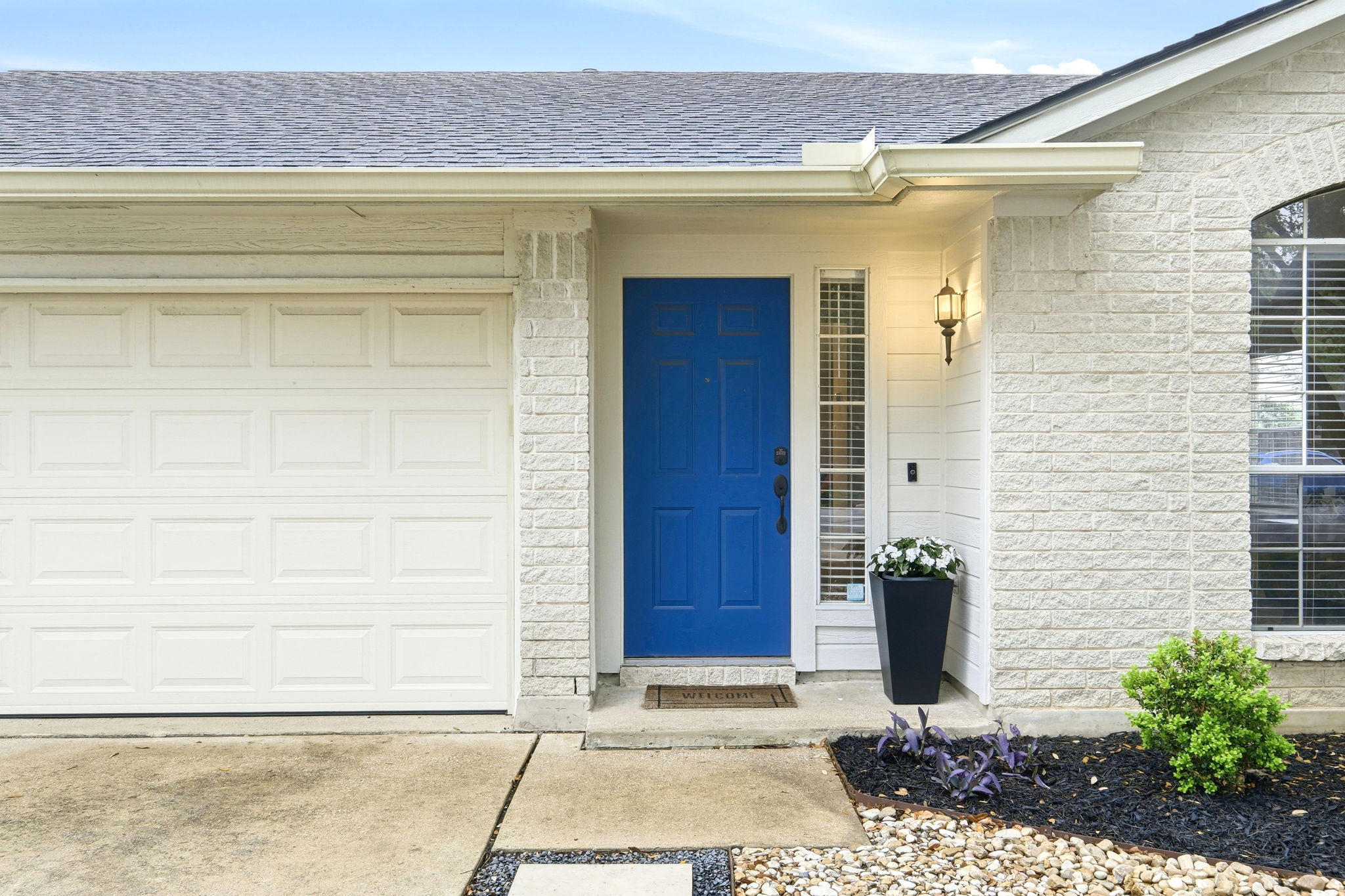 Front Entry Detail