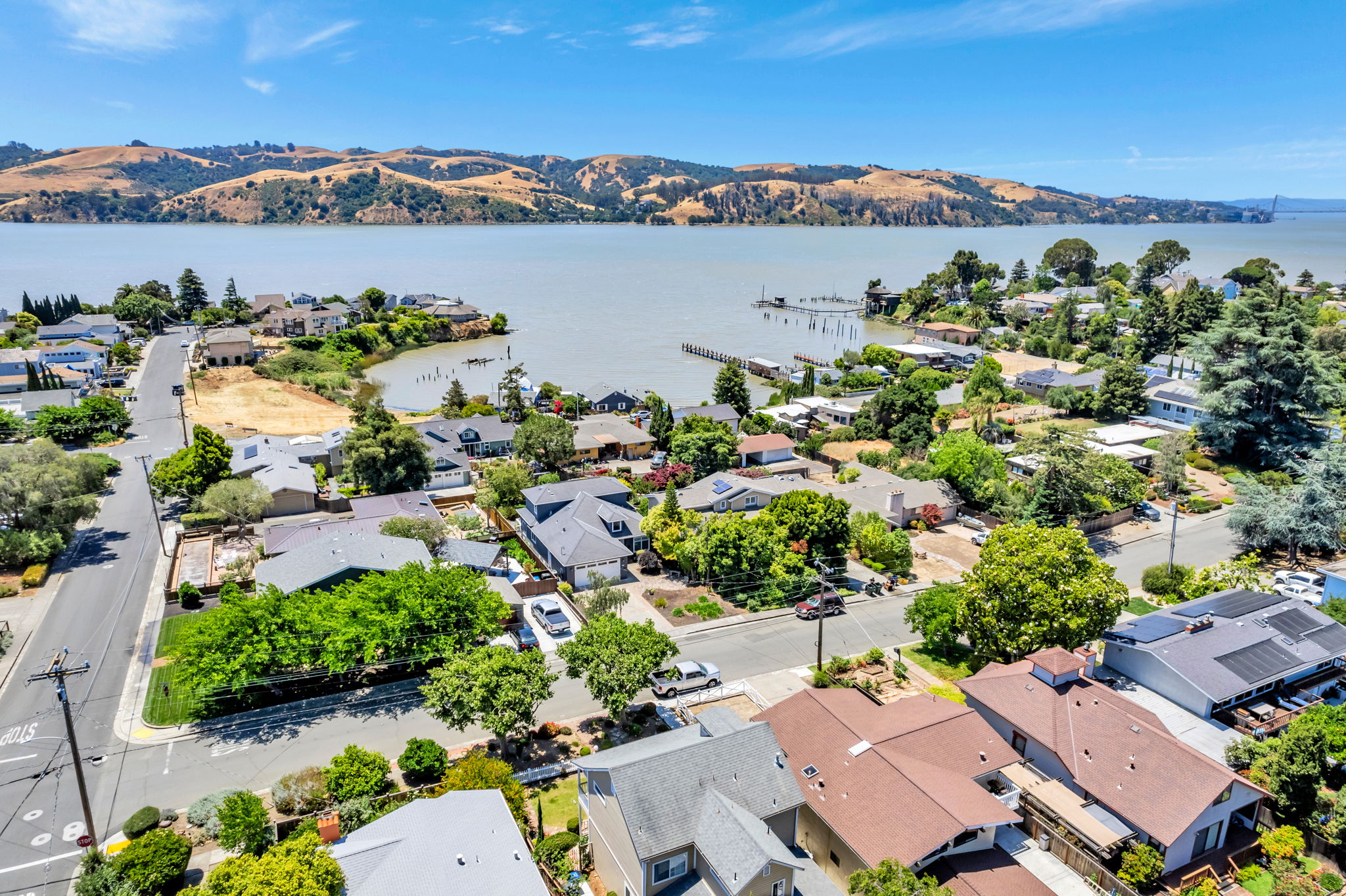 018_AERIAL_ 602 W K St  Benicia
