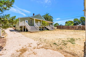 047_602 W K St  Benicia