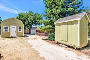 048_602 W K St  Benicia
