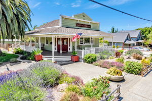 001_AERIAL_ 602 W K St  Benicia