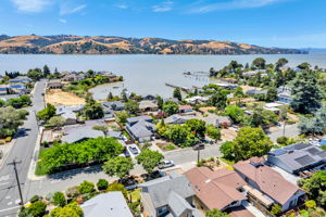 018_AERIAL_ 602 W K St  Benicia