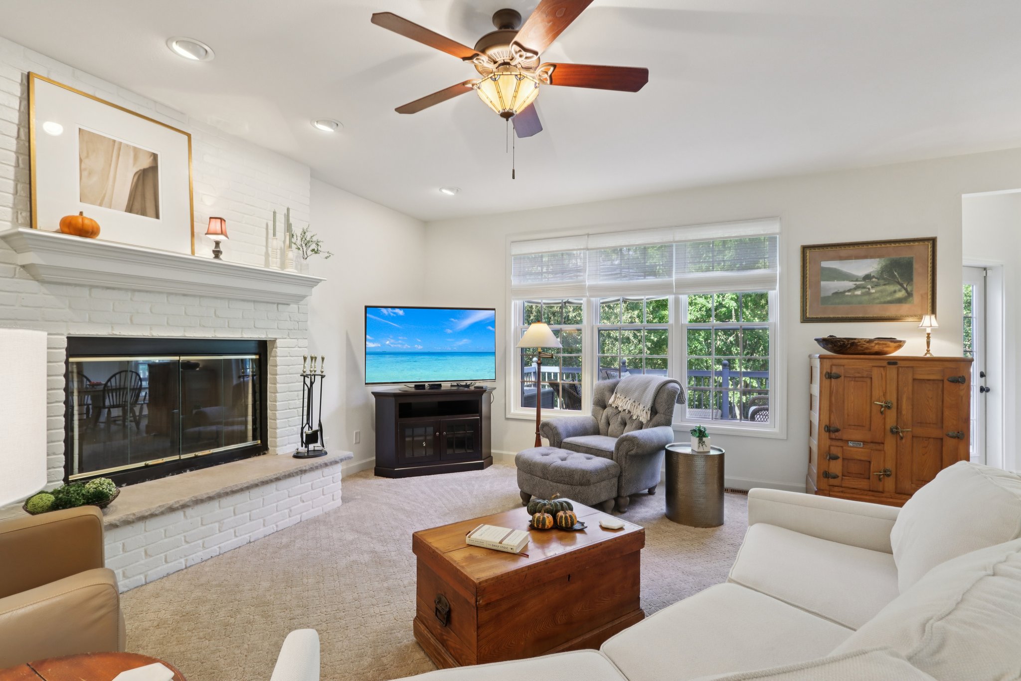 Woodhaven Ct-S1209-017.jpg