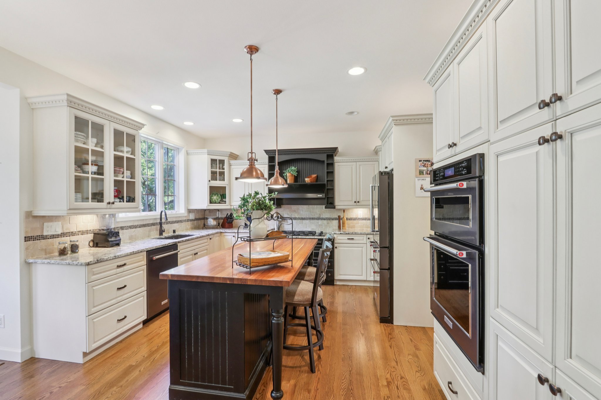 Woodhaven Ct-S1209-027.jpg