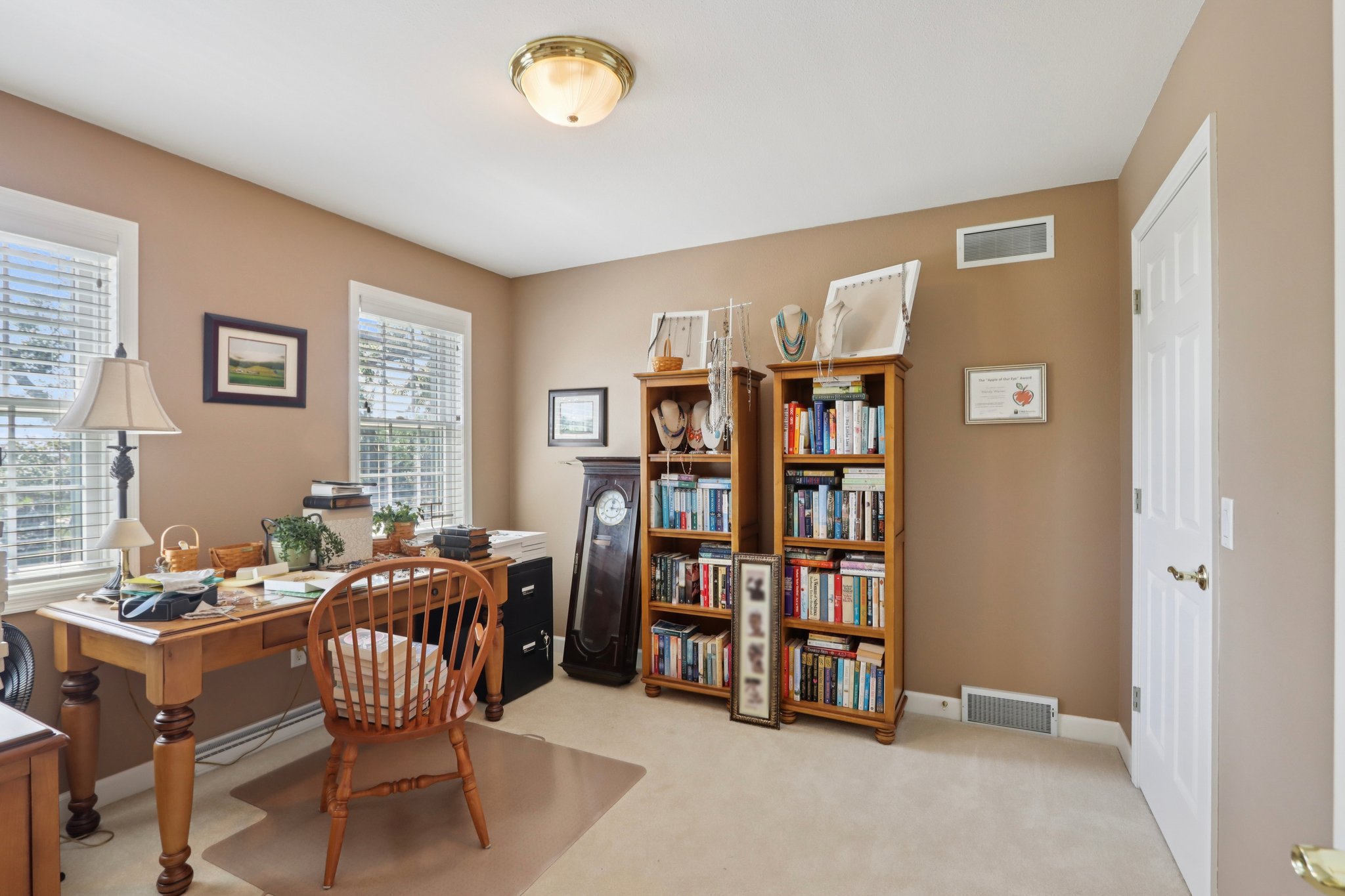 Woodhaven Ct-S1209-047.jpg