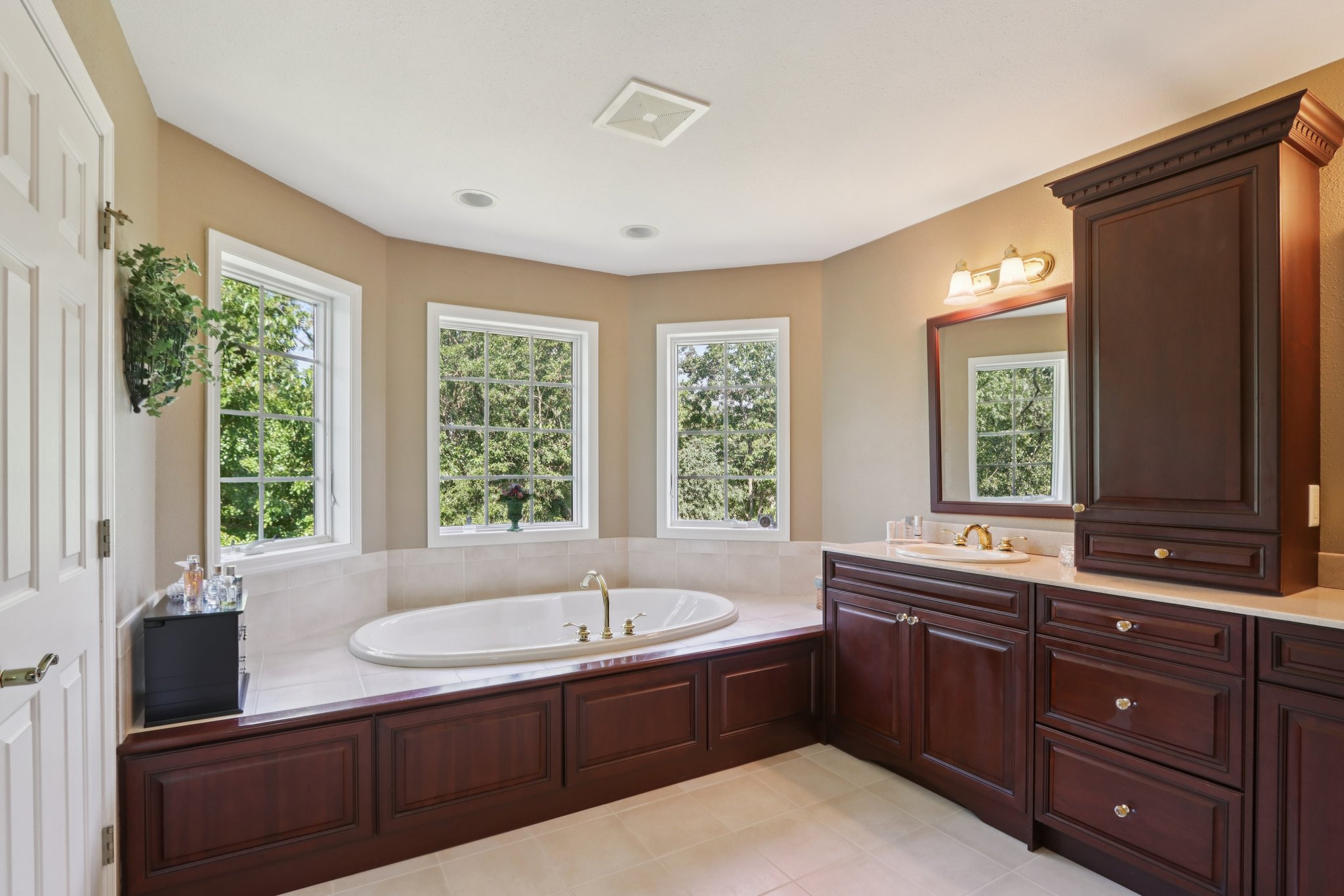 Woodhaven Ct-S1209-054.jpg