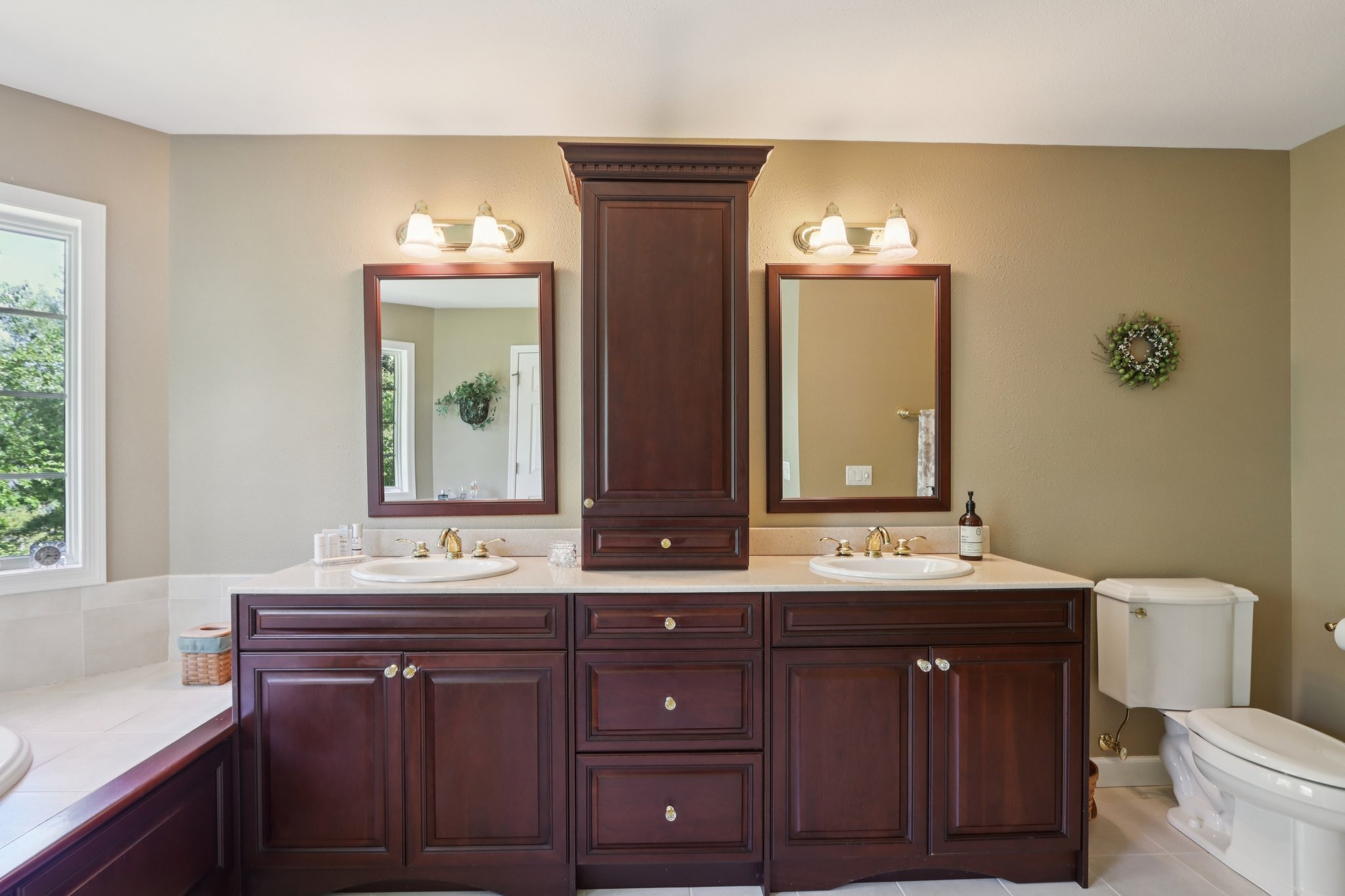 Woodhaven Ct-S1209-055.jpg