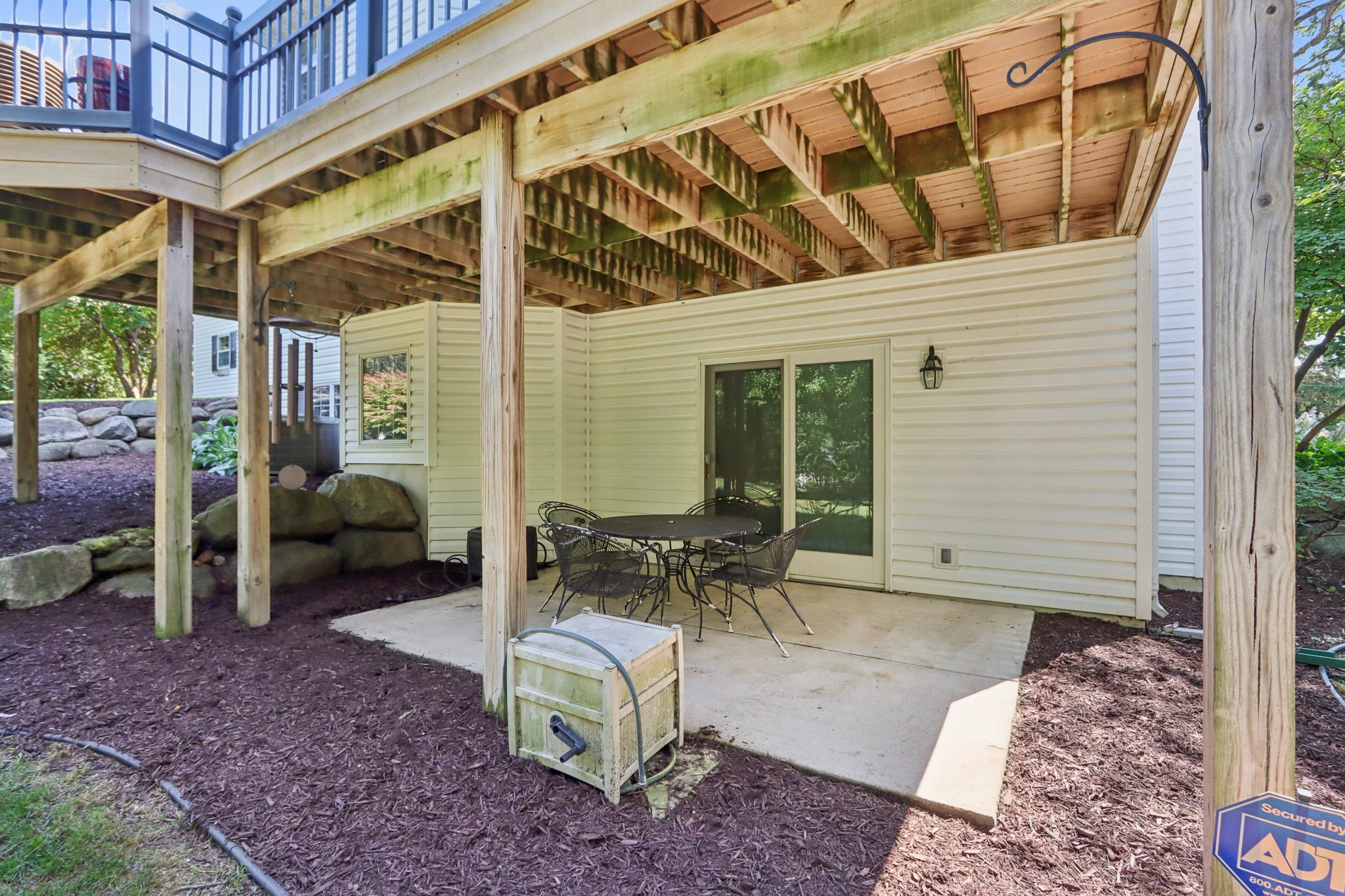Woodhaven Ct-S1209-078.jpg