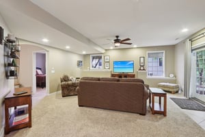 Woodhaven Ct-S1209-015.jpg