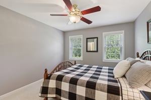Woodhaven Ct-S1209-058.jpg