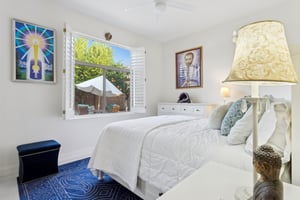 6020 E Hartford Ave - 027.jpg