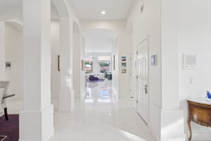 6020 E Hartford Ave - 032.jpg