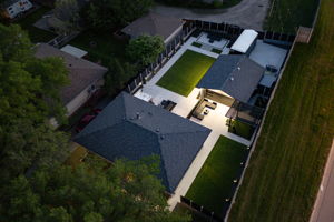  Photo 0