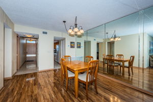 Dining Room 2-2
