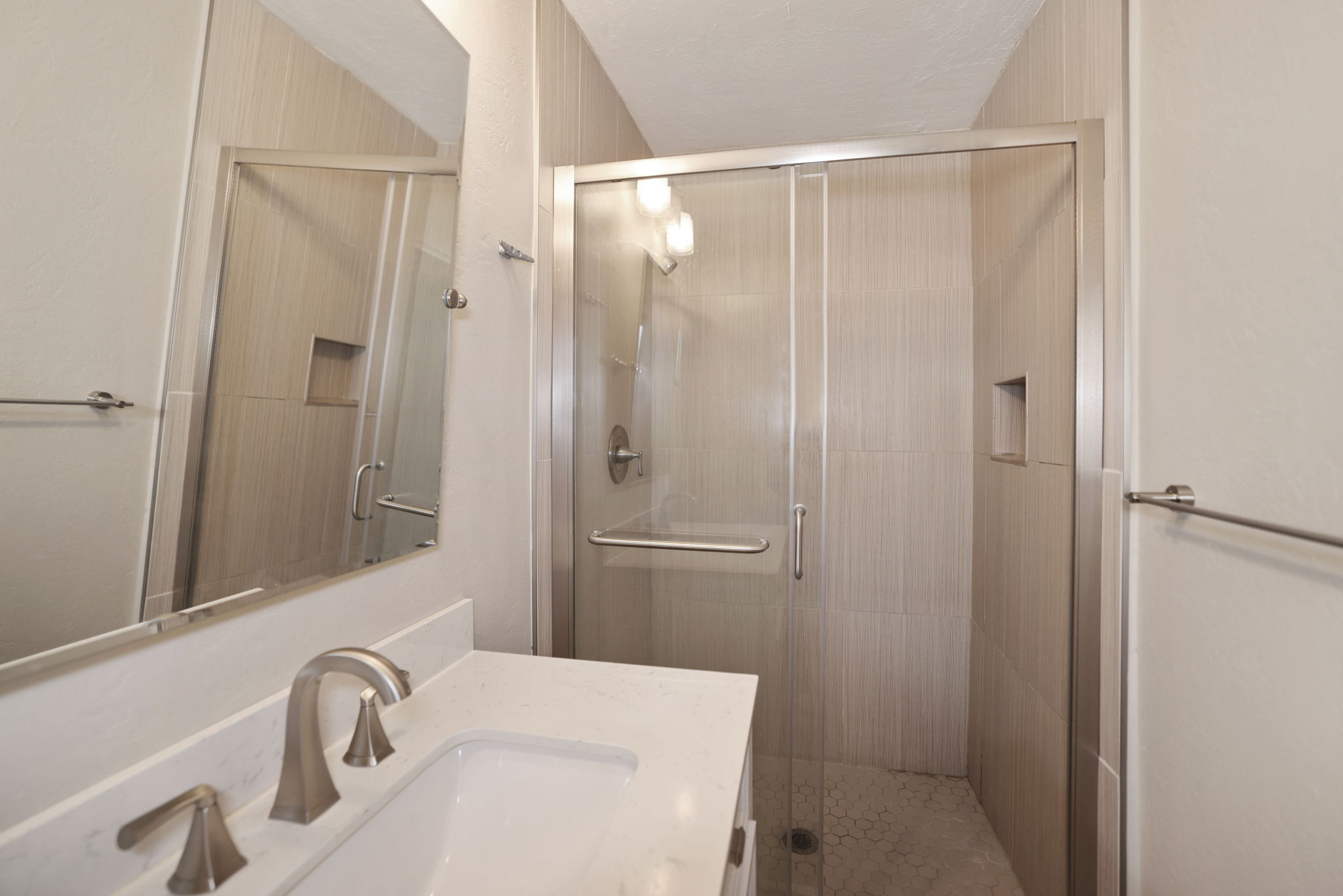 Bathroom1 - 495A2024 (1)