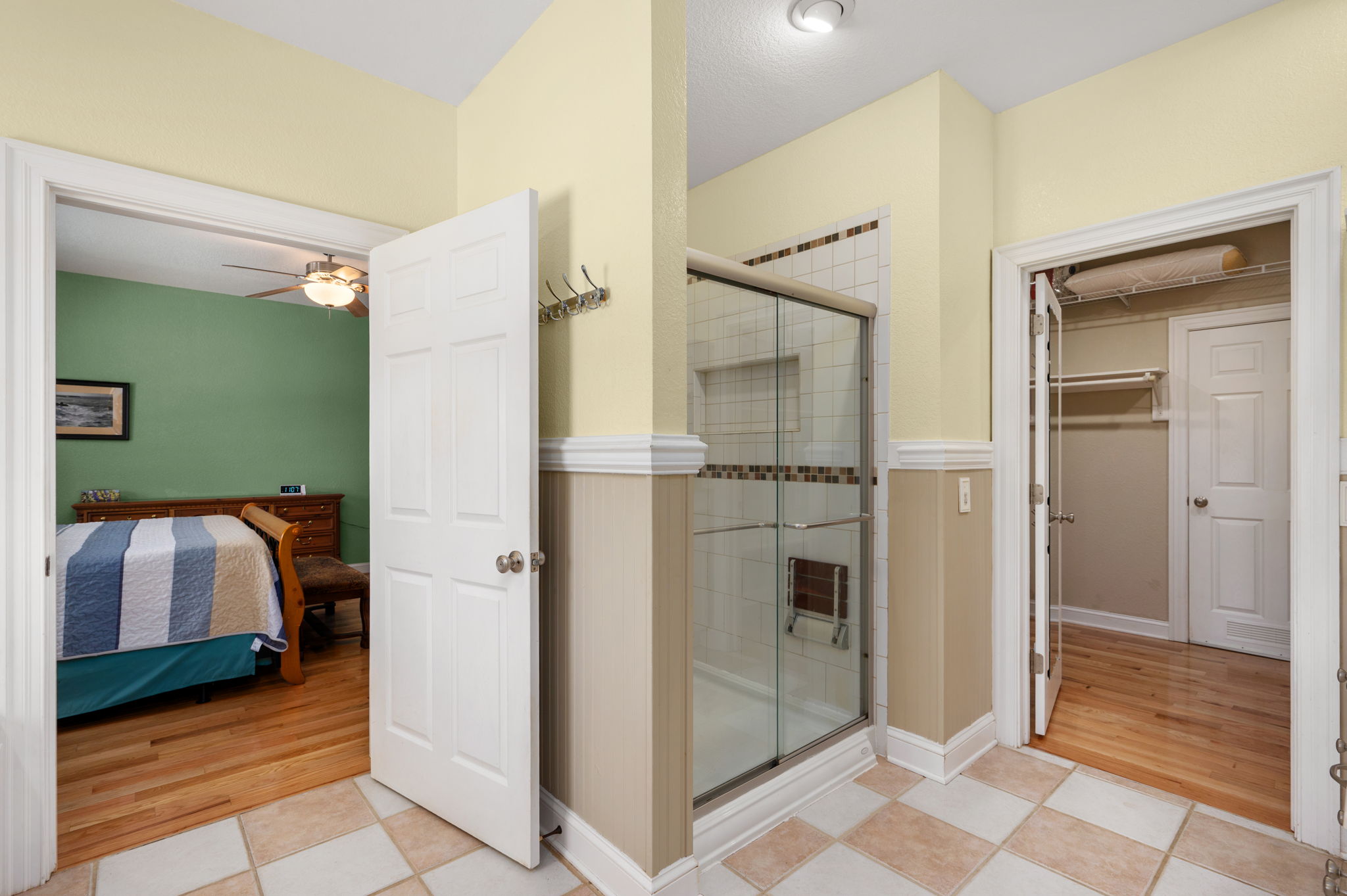 6021-Martins-Point-BR1-Private-Bath-V2