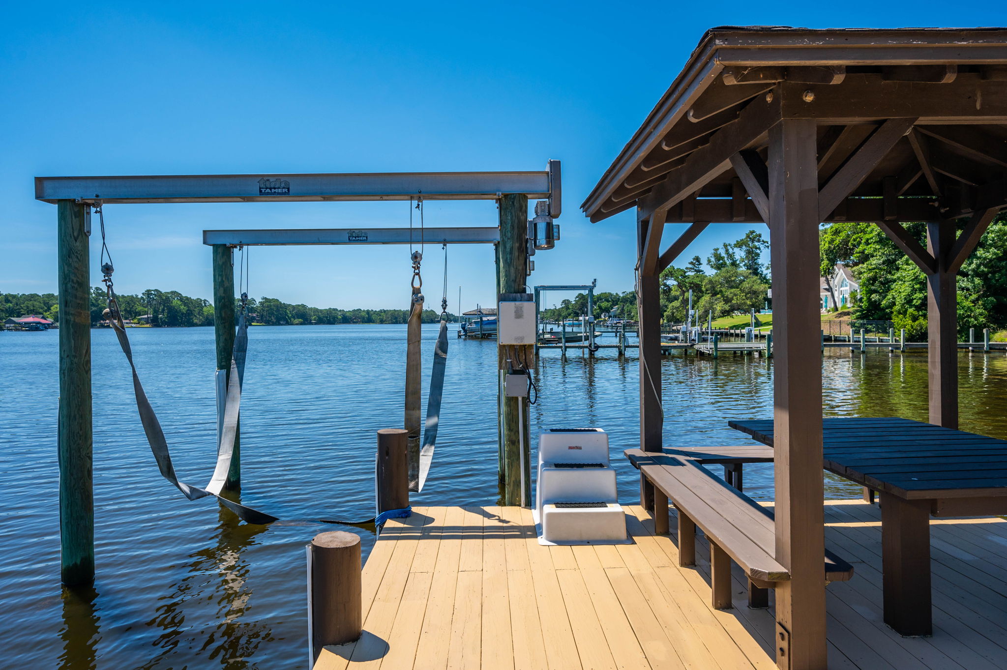 6021-Martins-Point-Dock-V4