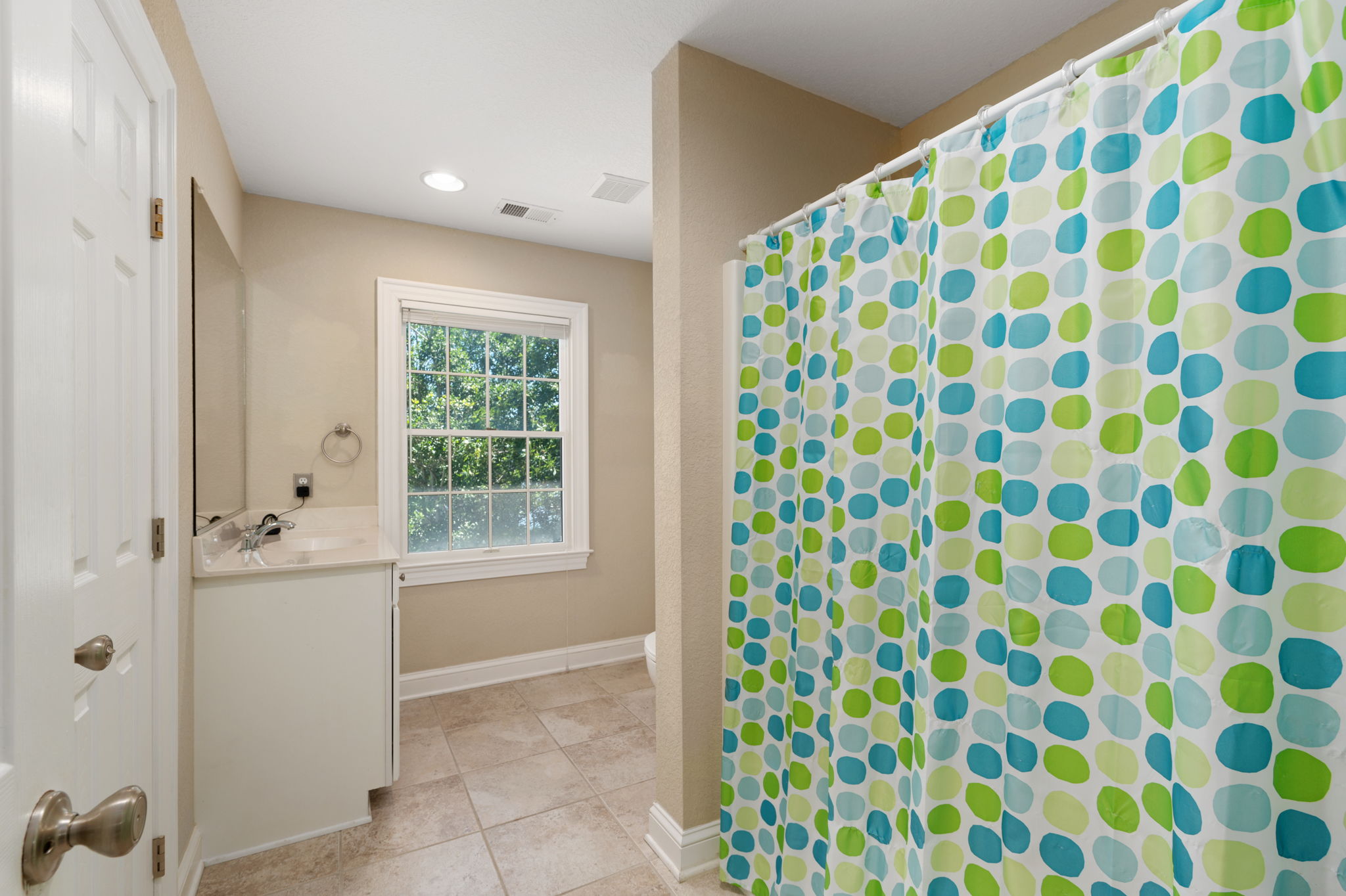 6021-Martins-Point-TL-BR3-BR4-Bath
