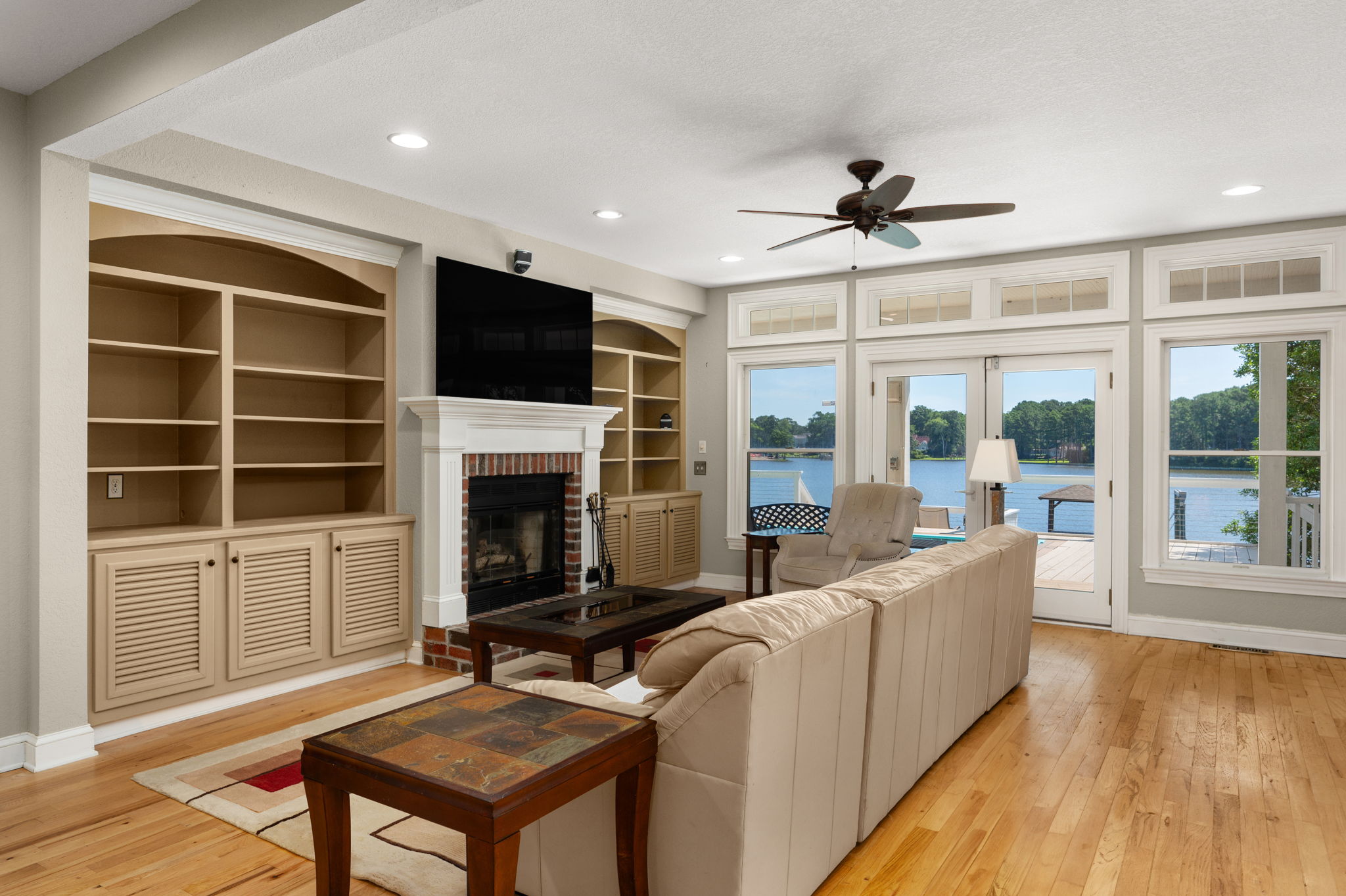 6021-Martins-Point-Living