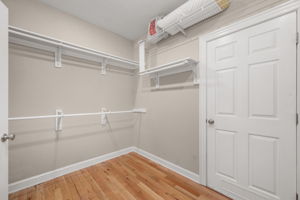 6021-Martins-Point-BR1-Closet-V3