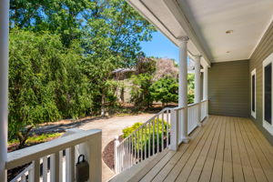 6021-Martins-Point-Front-Porch