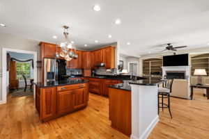 6021-Martins-Point-Kitchen-V2