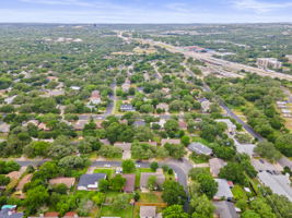 6021 Morning Dew Dr, Austin, TX 78749, USA Photo 34