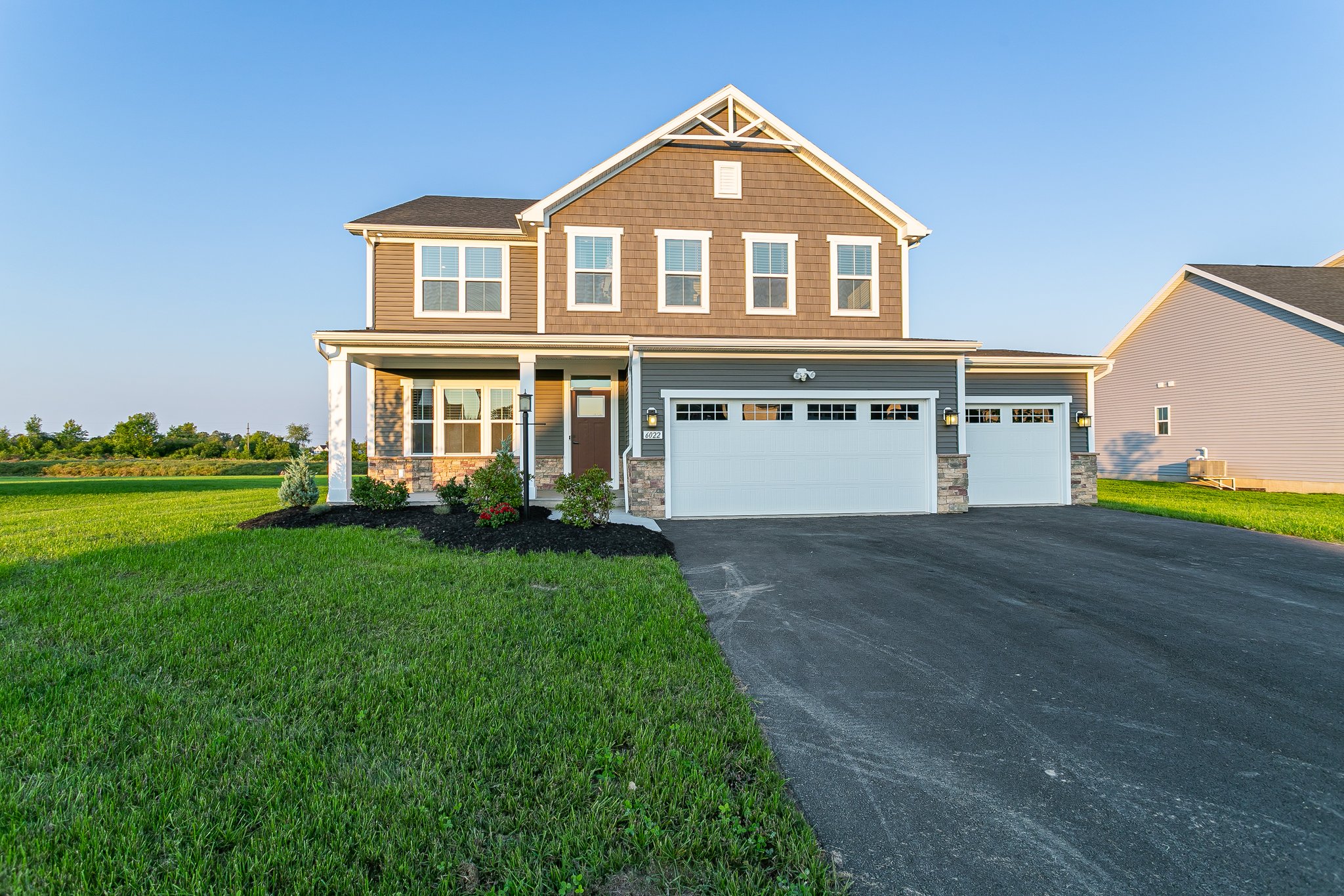 6022 Ivory Dr, Farmington, NY 14425 Realtogs