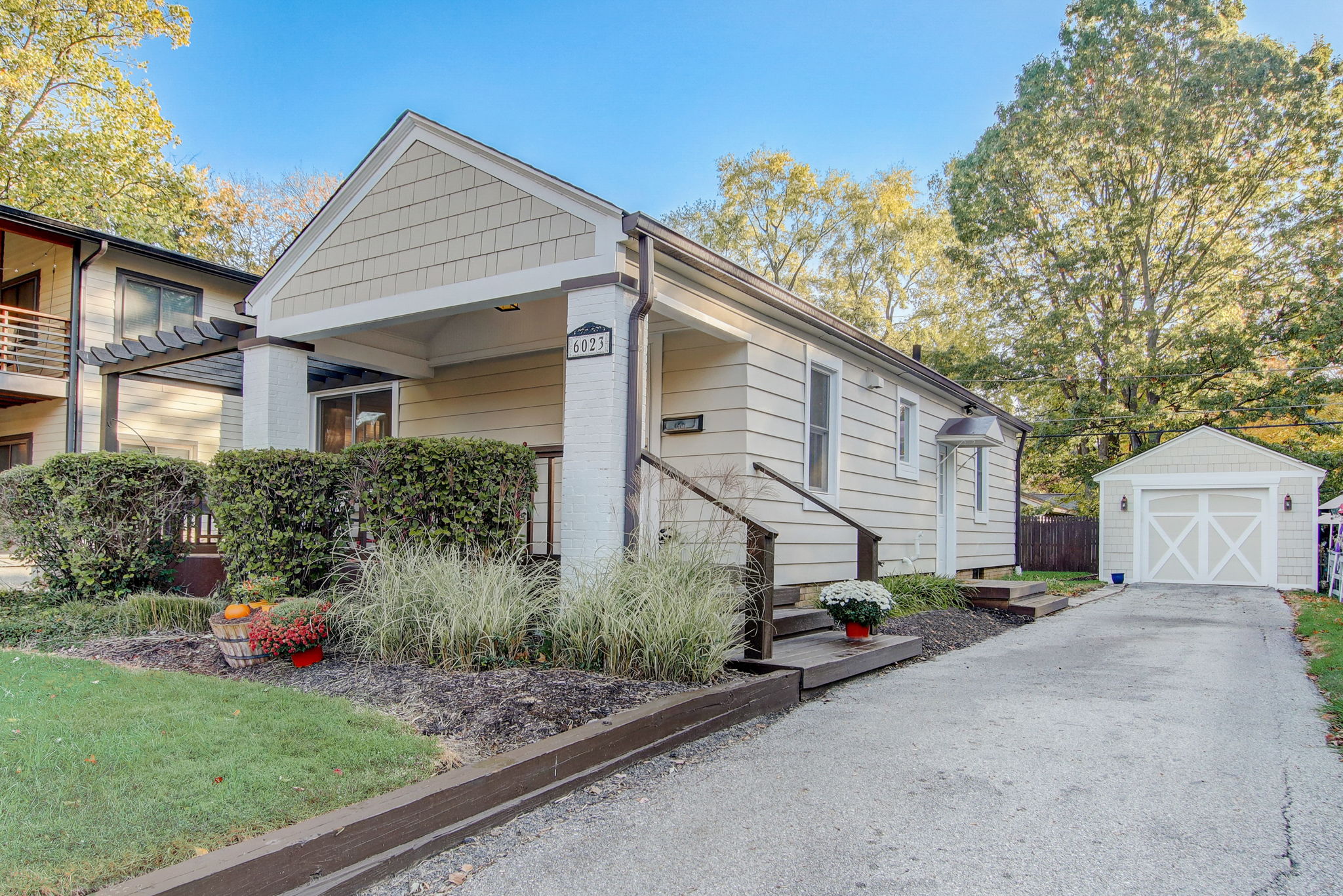 Guildord Ave-002