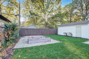 Guildord Ave-023