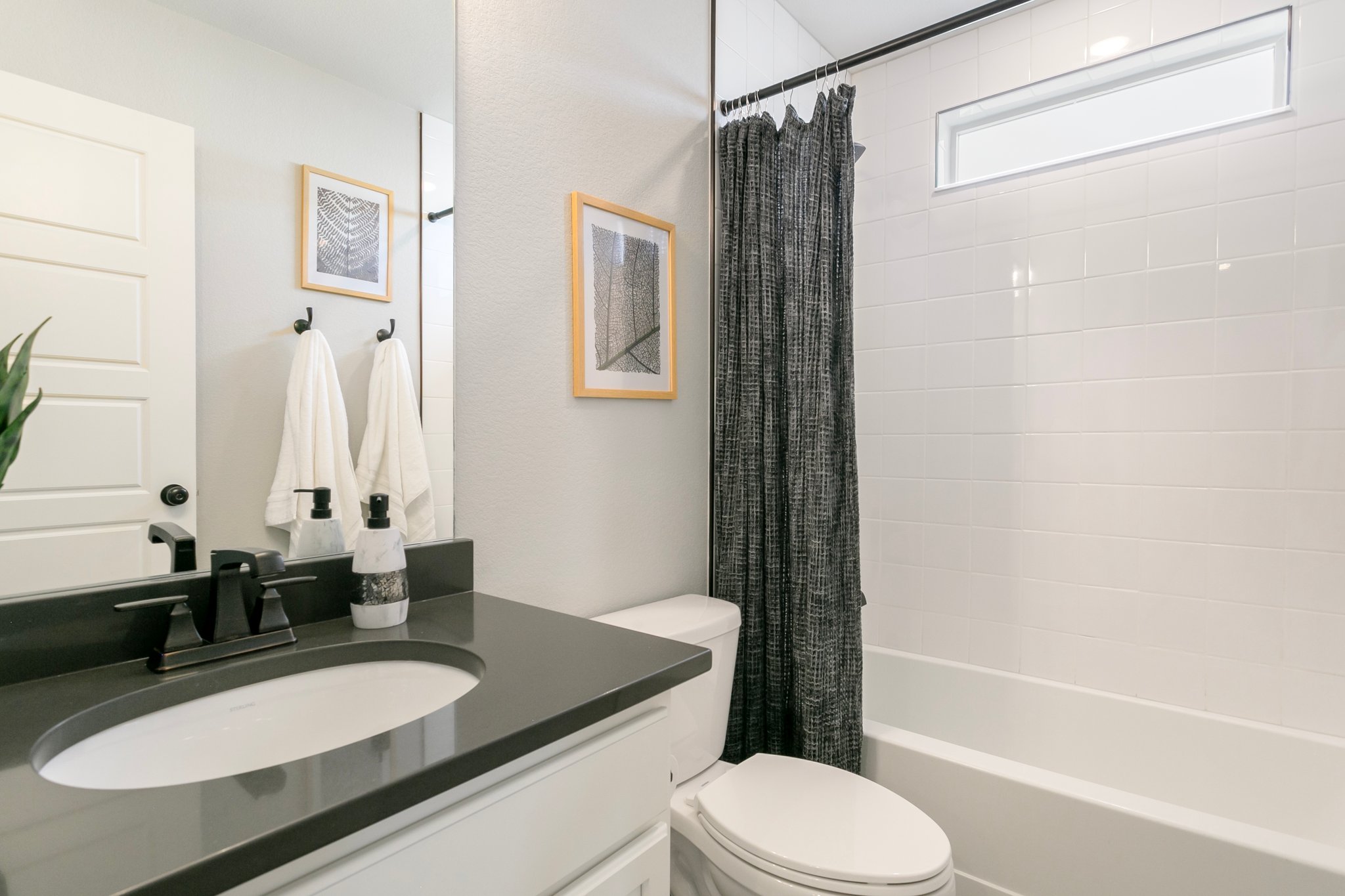 L3 - Guest Bathroom