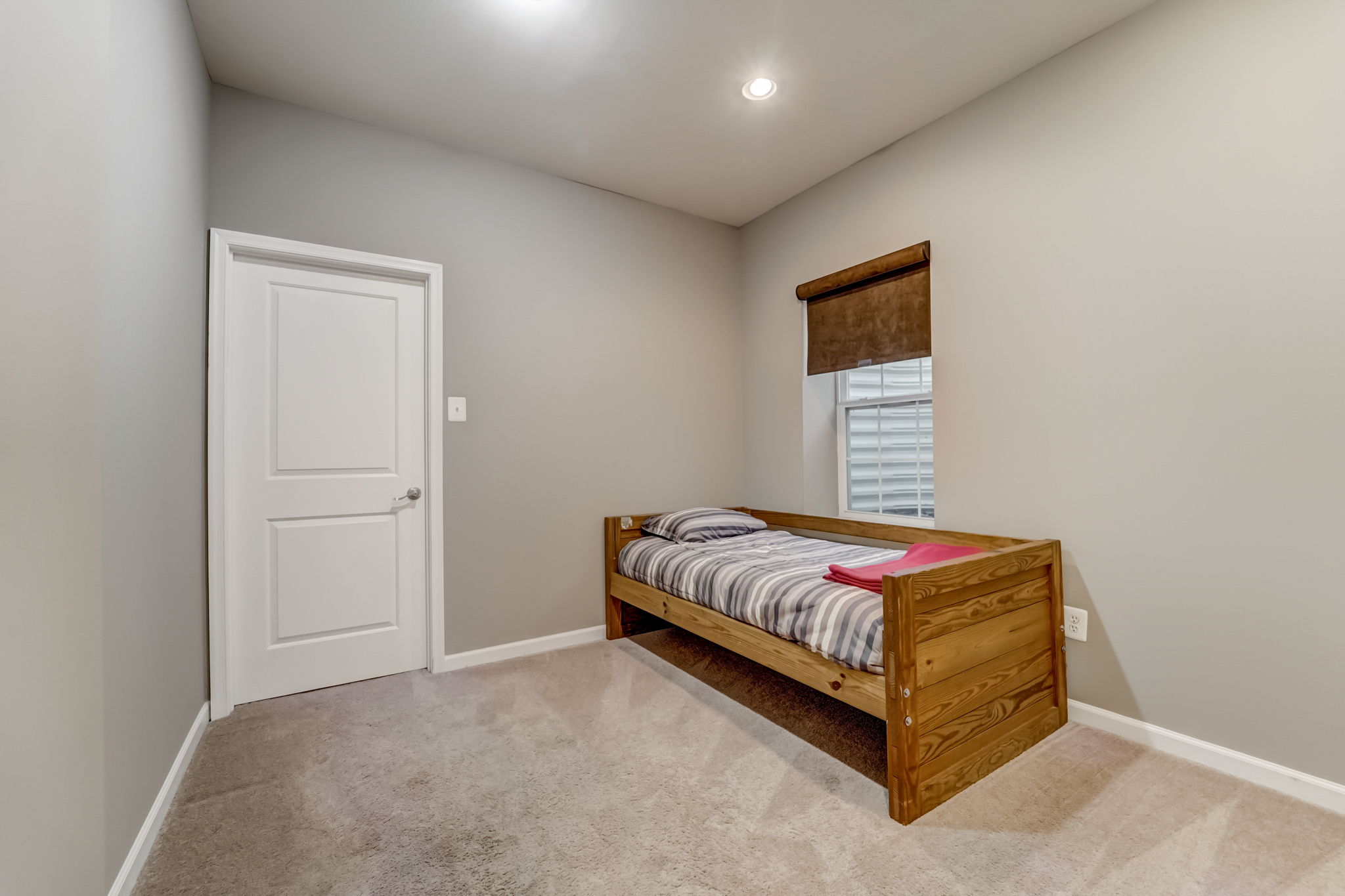 Logans Way-029