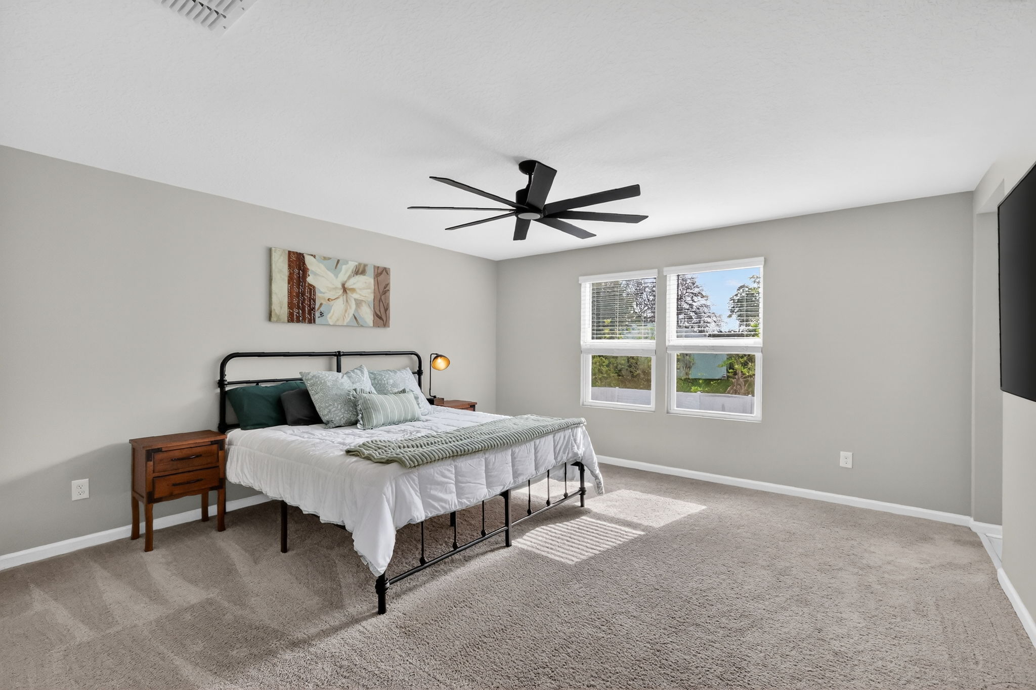 2nd Floor - Primary Bedroom