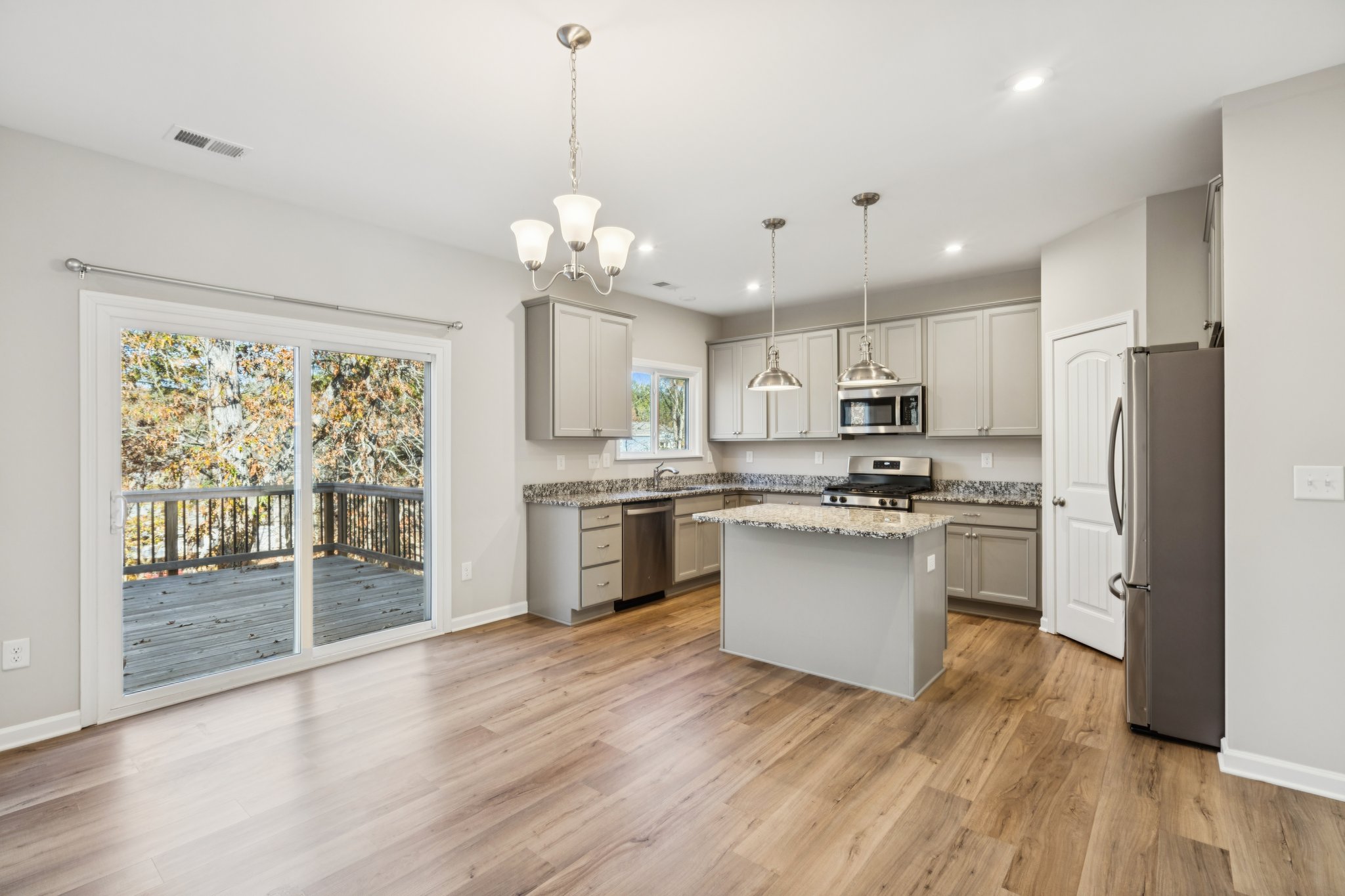 Local_Flavor_films- 6025 Crescent Landing Dr, Cumming, GA 30028-156.jpg