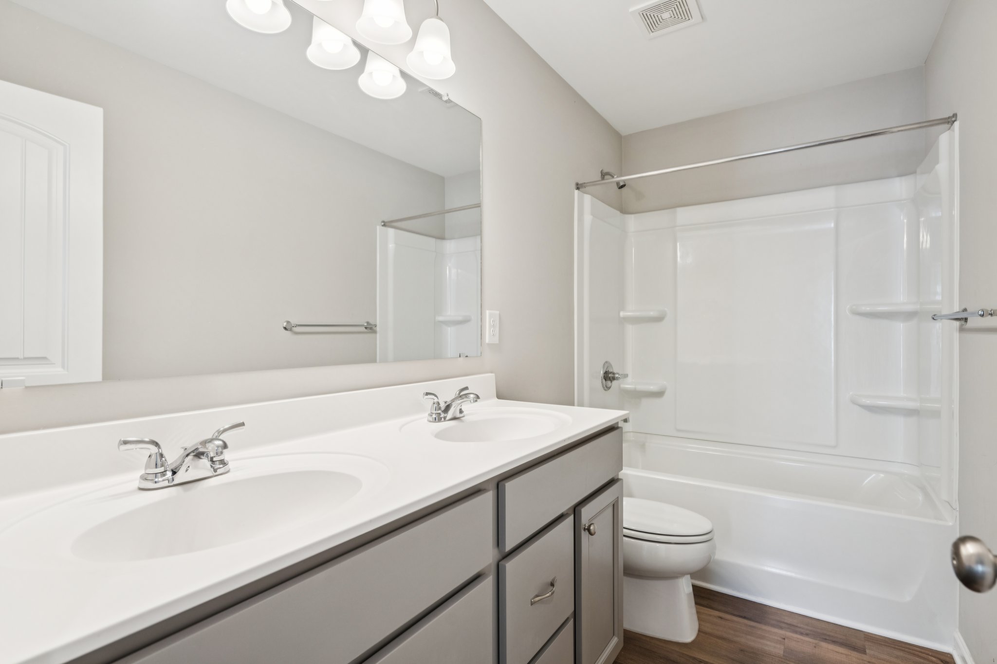 Local_Flavor_films- 6025 Crescent Landing Dr, Cumming, GA 30028-231.jpg