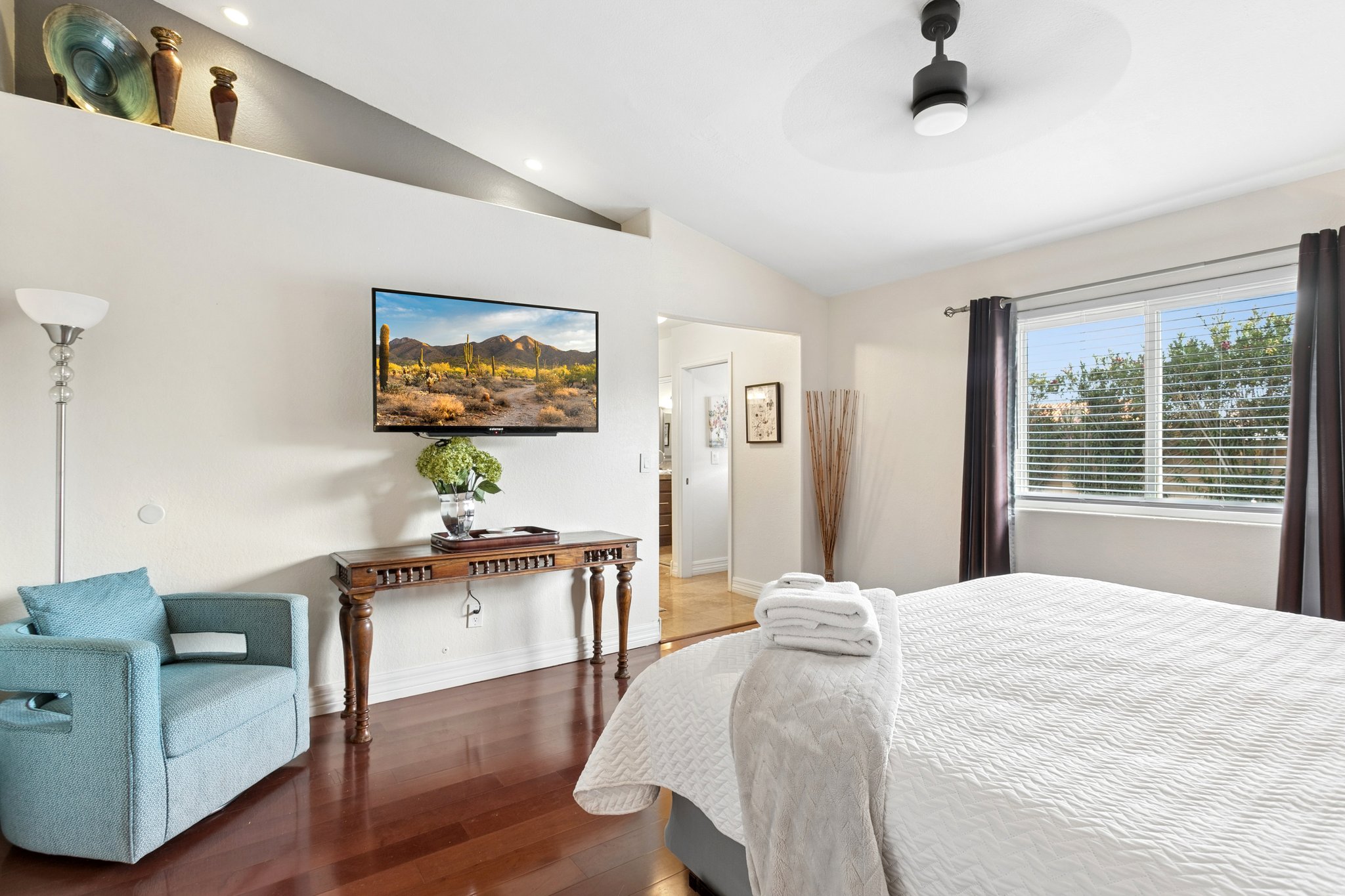 6025 E Beck Ln - 025.jpg