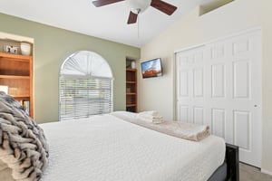 6025 E Beck Ln - 032.jpg