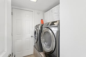 6025 E Beck Ln - 039.jpg