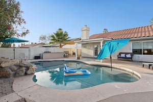 6025 E Beck Ln - 045.jpg