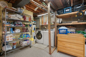  Photo 34