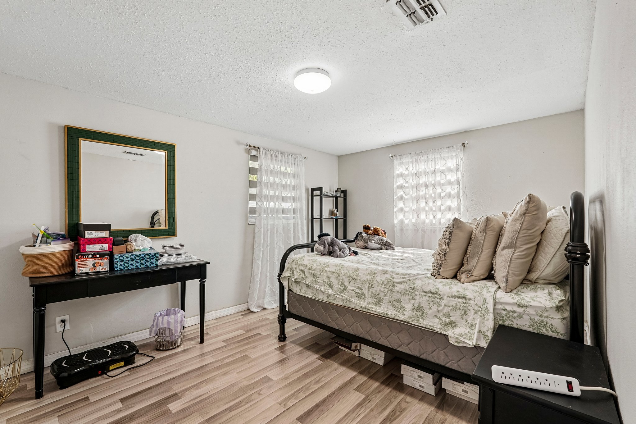 60th Ave W-S2304-023.jpg