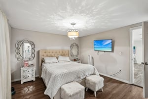 60th Ave W-S2304-017.jpg