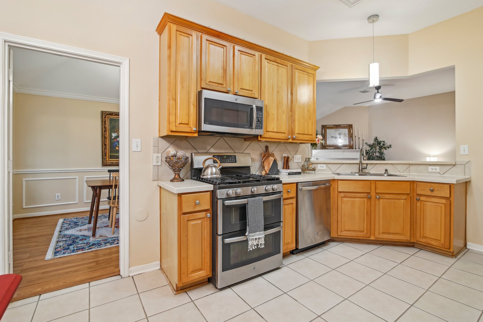 Dining Room/Kitchen